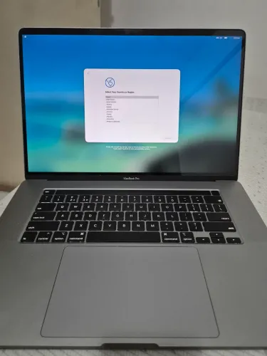Macbook Pro Intel 2019 32GB RAM 512GB SSD (com defeito)