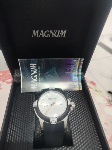 Relógio Magnum 