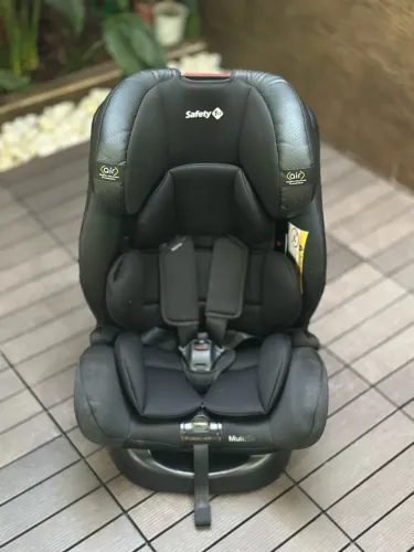 Cadeirinha Multifix Safety 1St; 0 a 36 kg; Reclinável; Isofix