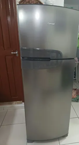 Vendo geladeira consu