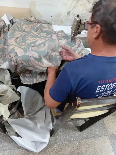 Contrato costureira com urgência