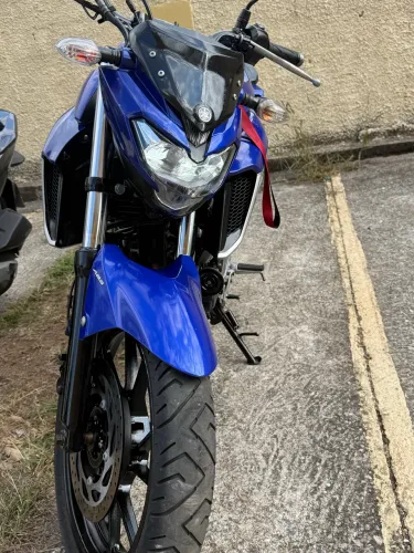 Fz25 azul flex