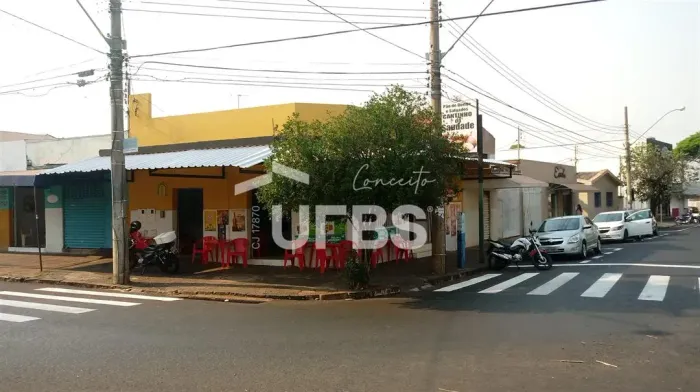 Loja com 120m² à venda no Presidente Roosevelt