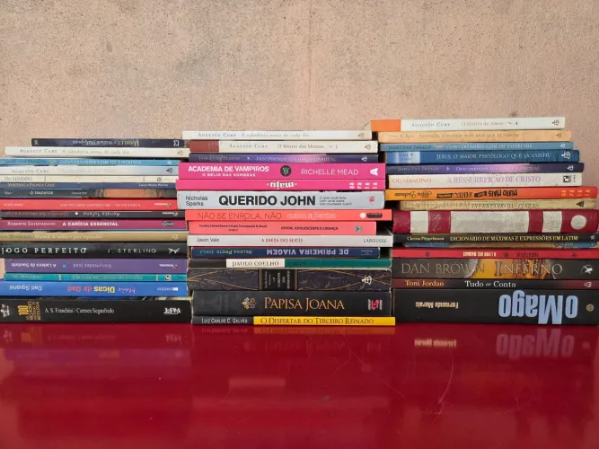 Livros romance, Augusto Cury, James Van... vários 