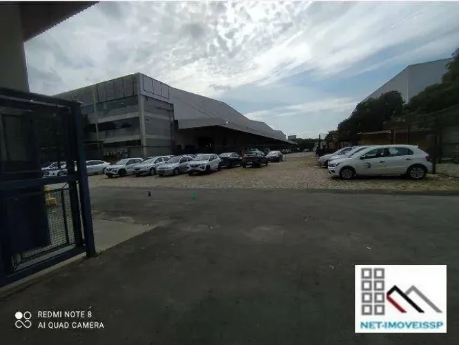 COMPRA COM RENDA IMEDIATA. GALPÃO LOGÍSTICO/INDUSTRIAL (20.000m²), 8 BANHEIROS. LOCALIZAÇÃ