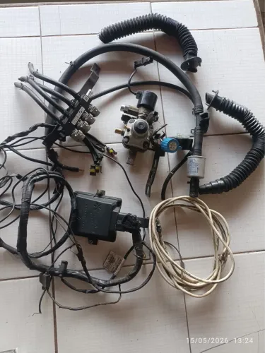 Kit GNV 5ª Geração Landi Renzo Redutor + Central Inteiro | Sem Cilindro