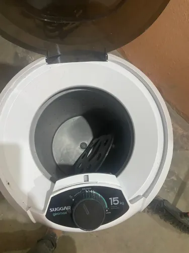 Vendo uma centrifuga 