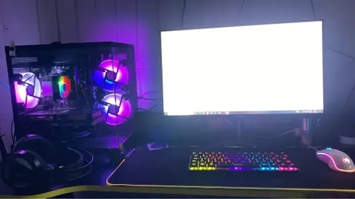 Troco PC Gamer Completo (RTX 4060 + i5 12ª Ger) por Notebook Gamer