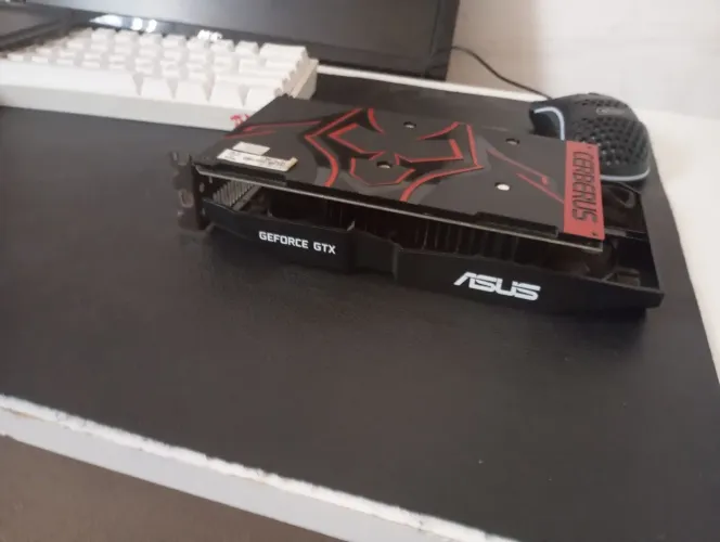 GTX 1050ti em perfeito estado