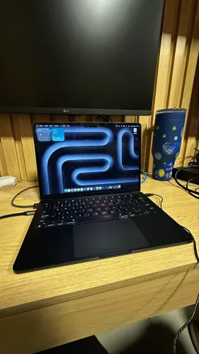 Macbook Air M2 8gb 245gb