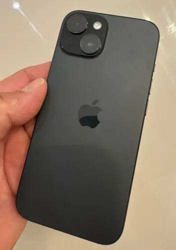 iPhone 15 Preto fosco bem conservado (leia a descrição)