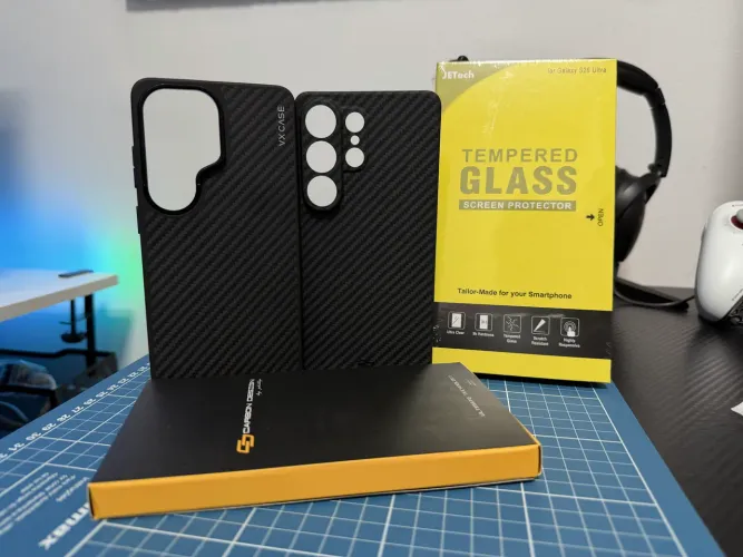 02 Case S26 Ultra Premium Fibra de Carbono + película Vidro temperado
