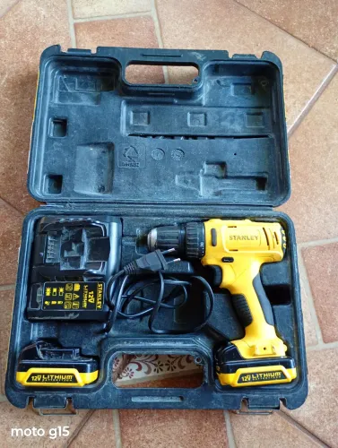 Parafusadeira Stanley 12v
