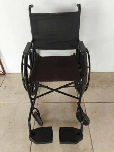 Cadeira de Rodas em Excelente estado de conservação