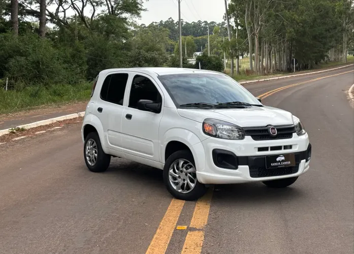 Fiat Uno Attractive 1.0 EVO Fire Flex 8V 5P 2020