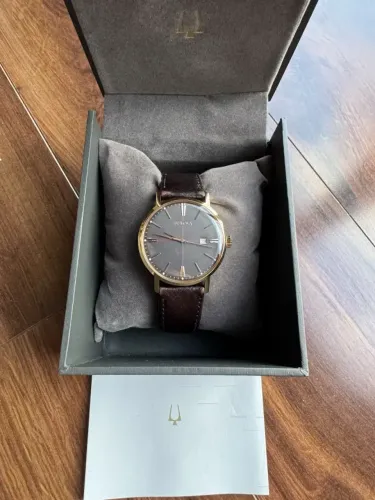 Relógio Bulova AeroJet 39mm Gray Dial Rose Gold Masculino Clássico Puseira De Couro