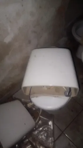 Vendo esse vaso semi-novo nunca foi usado , 1,6gpf / 6,0Lpf