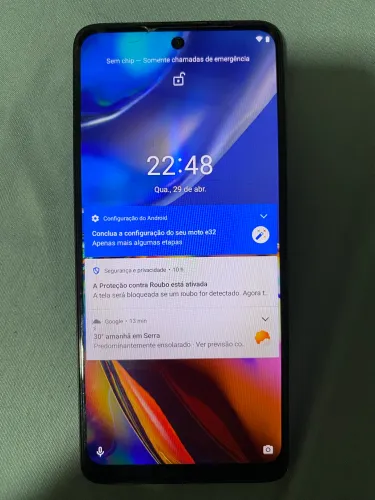 Celular E32