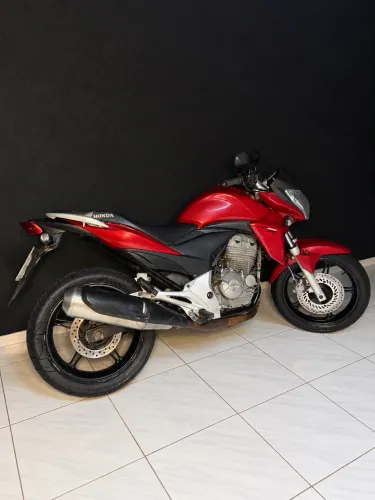 Honda CB300R 2013