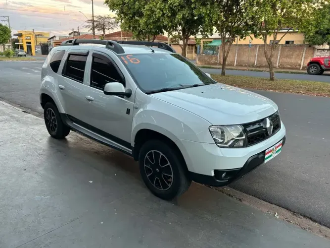 Renault Duster Dynamique 1.6 Hi-flex 16V Mec. 2016