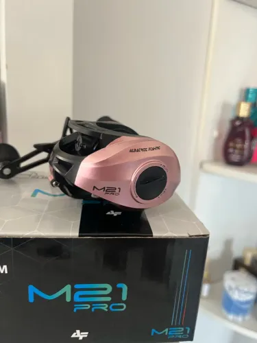 Carretilha m21pro lado direito