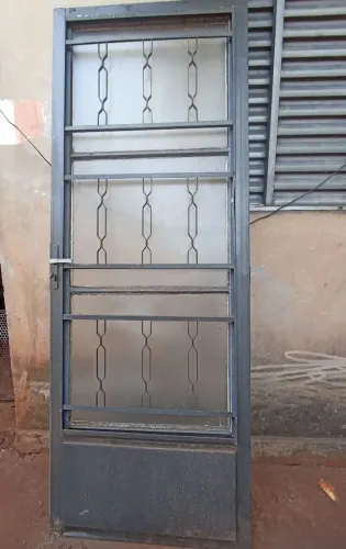Porta aço Sassazaki 