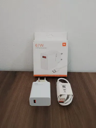 Carregador Turbo Xiaomi 67W - Novo