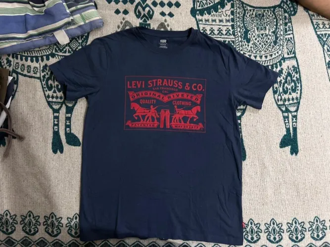 Camiseta Levi?s tamanho M