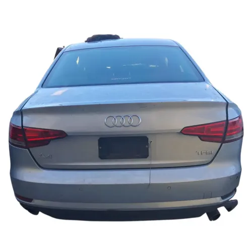 Tampa de Mala Completa Audi A4 2.0 Gasolina TFSI 2017