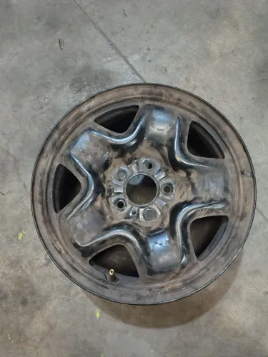 Roda aro 16 Fiat toro