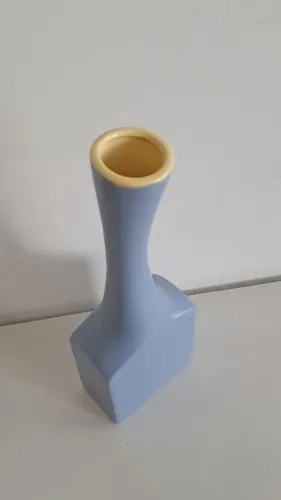 Vaso cerâmica-peça de design