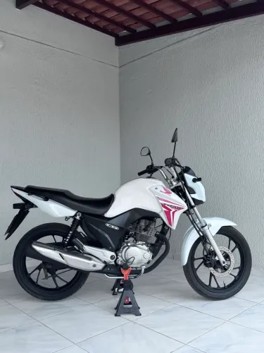 Honda Titan 150 2015 - Revisada, Pneus Novos