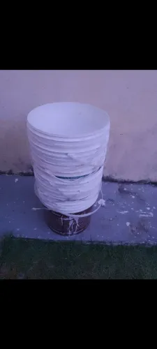 Baldes de 15 litros estão limpos 