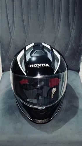 Capacete HFS modelo esportivo 2025 Original Honda