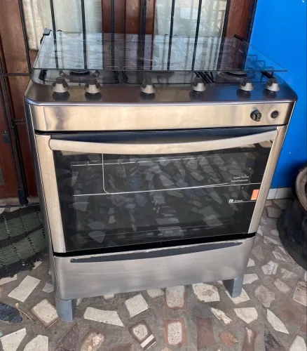 Fogão 5 bocas Esmaltec frente Inox elétrico. ENTREGO