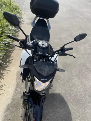 Moto CB twister