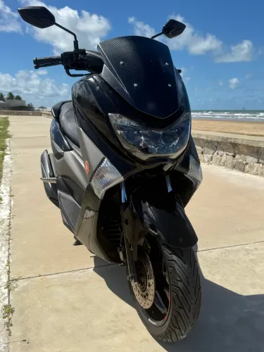 NMax 160cc muito conservada