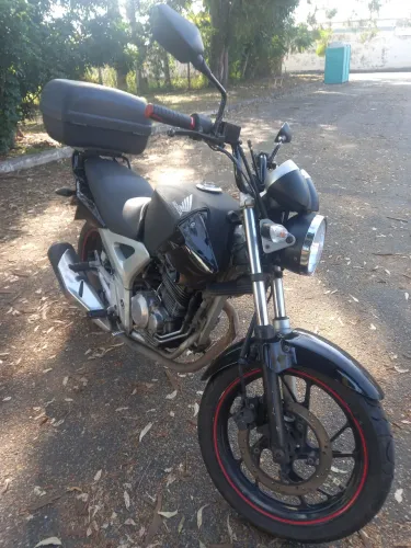 Cbx 250 twister vendo ou troco