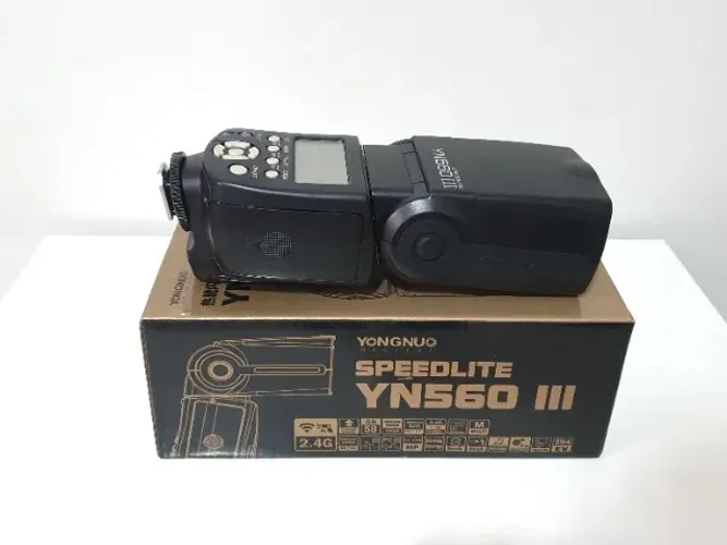 Flash Yongnuo Speedlite Yn560 Iii
