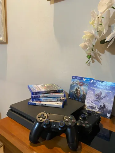 PlayStation 4 1TB