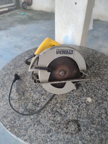 Serra Circular DeWalt Bivolt - Funcionando Perfeitamente