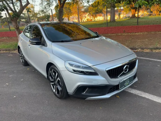 Volvo V40 T-4 Cross Country 2.0 FWD Aut. 2018
