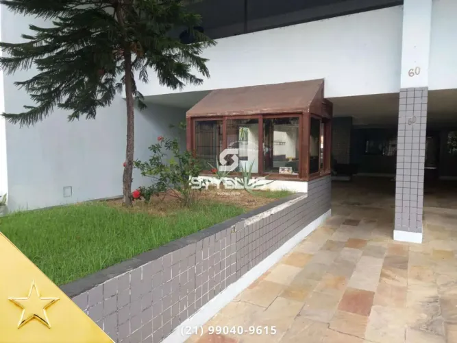 Apartamento Claro e Ventilado com Varanda em Cascadura! M21B
