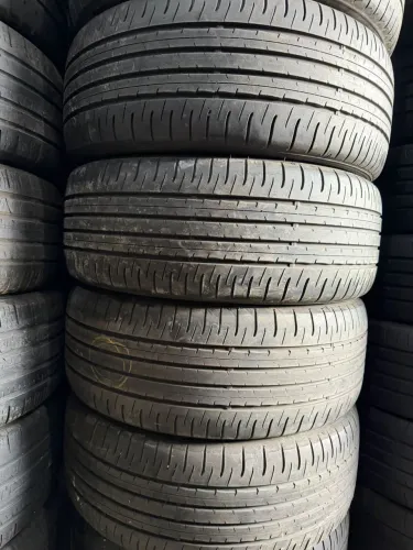 Pneus 225/50/18 marca Dunlop