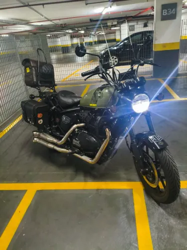 Royal Enfield Shotgun 650