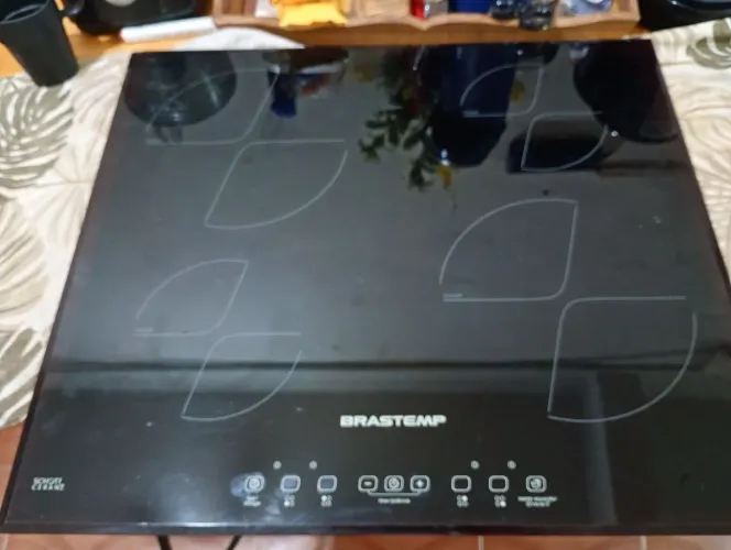 Fogão por indução 4 bocas Brastemp 220w
