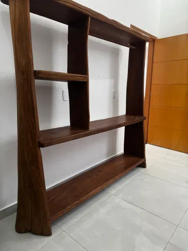 Estante Rústica em Madeira Maciça Artesanal - Grande Porte
