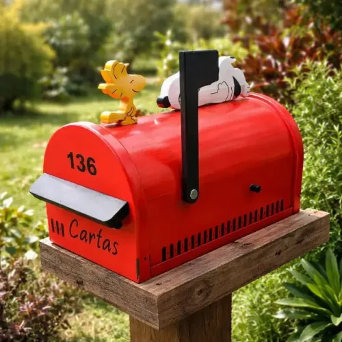 Caixa de Correio Americana Snoopy e Woodstock
