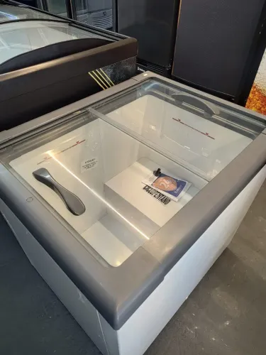 AL - FREZZER PARA SORVETE E PICOLÉ GELOPAR 200L - 220V
