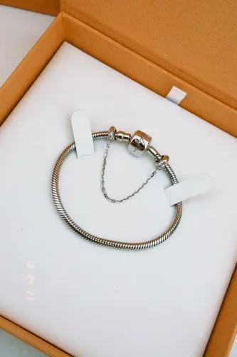 Pulseira Vivara Original na Caixa